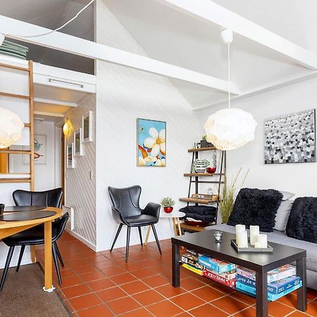 4 Person Holiday Home In Nibe 外观 照片